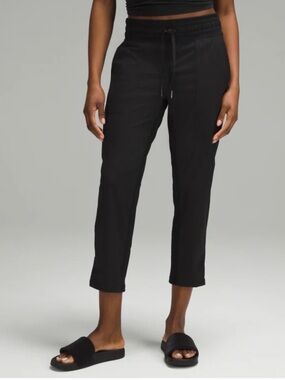 Lululemon Dance Studio Cropped Black Joggers 4 Like New
